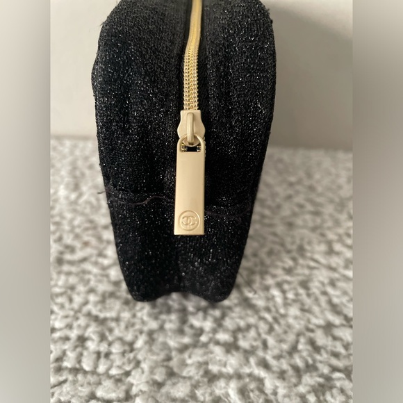 Chanel Makeup Bag - Picture 3 of 6